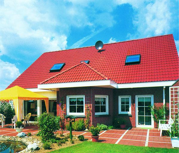 Дом из красного кирпича: какого цвета сделать крышу?
